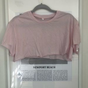 Light pink alo cut off crop top size small.